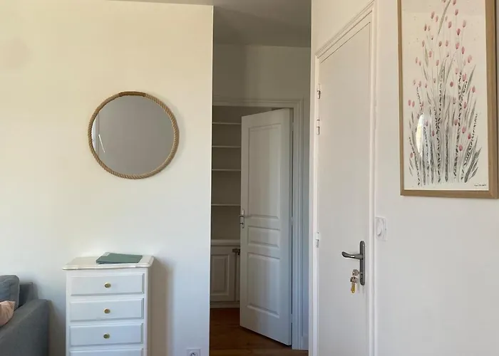 Daire Dans Le Centre De Pair A 5 Min De La